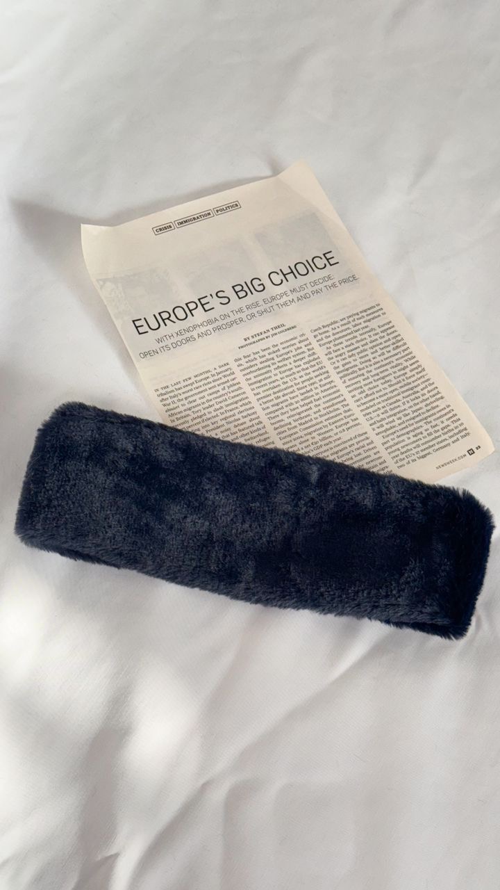 نمای دیگر از هد روسی رنگ سرمه ای