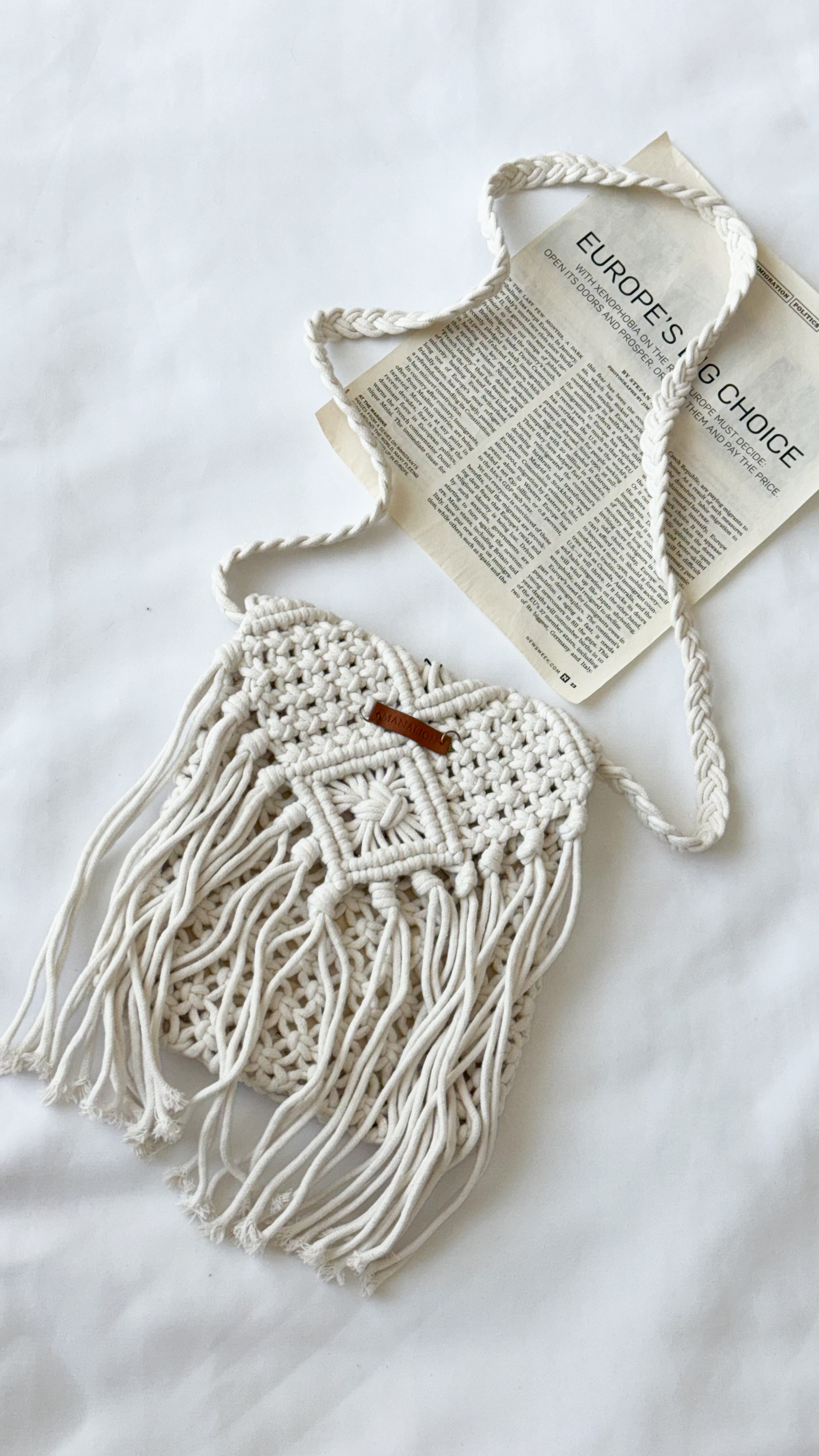 نمای دیگر از کیف مکرومه ریش رنگ سفید