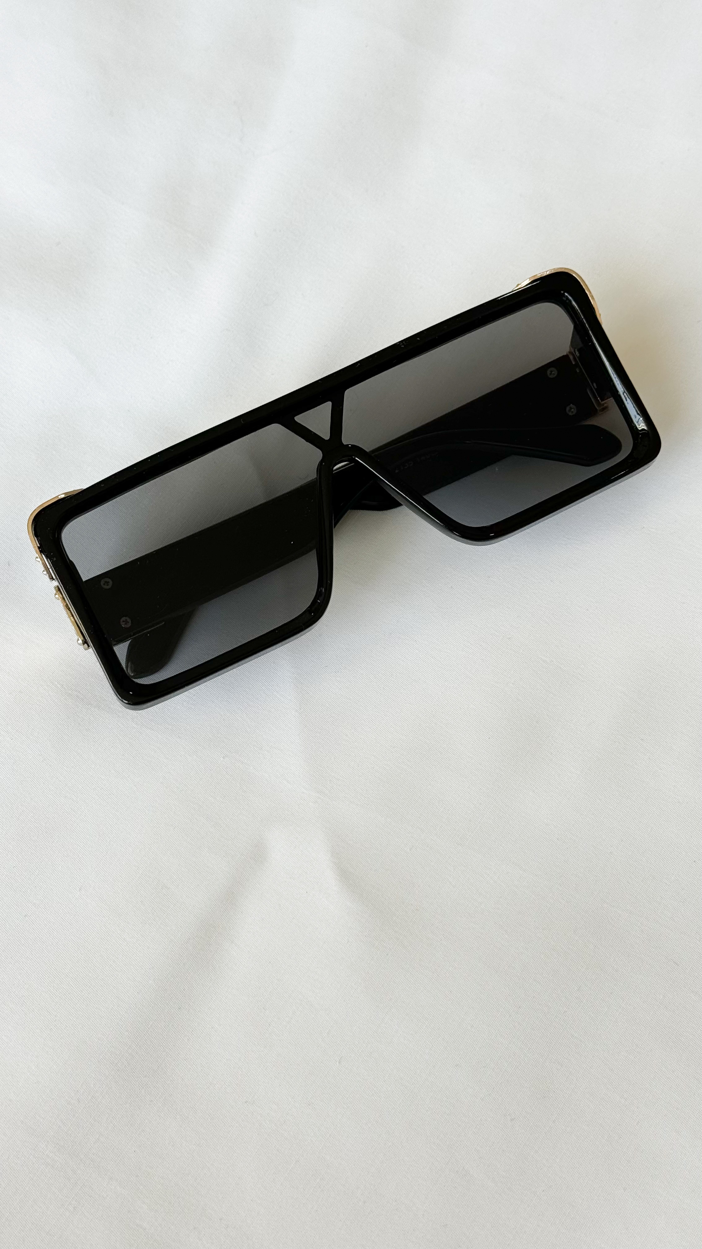 نمای دیگر از عینک اسکی رنگ مشکی