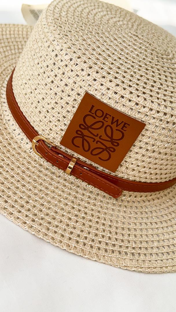 نمای دیگر از کلاه ساحلی مستر رنگ کرم