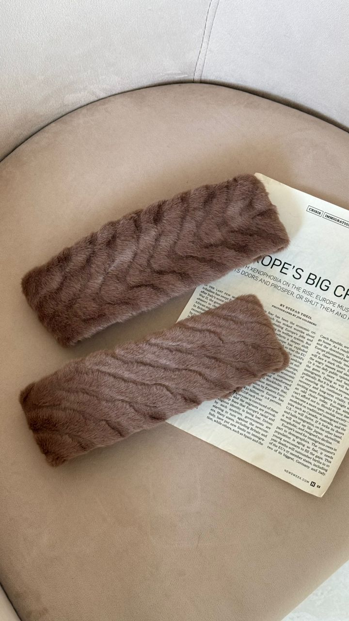 نمای دیگر از هد روسی وارداتی رنگ موکا طرح برجسته