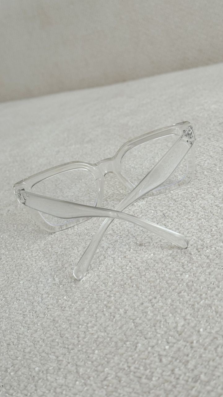 نمای دیگر از عینک بلوکات سلین