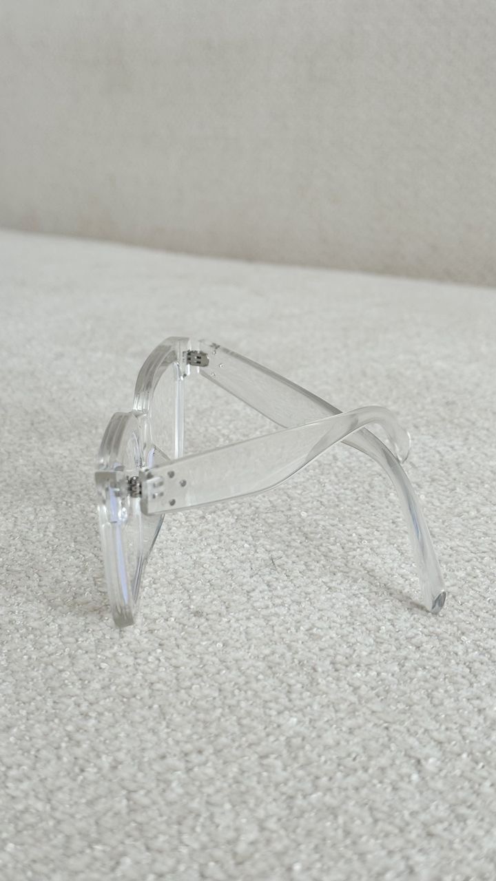 نمای دیگر از عینک بلوکات سلین