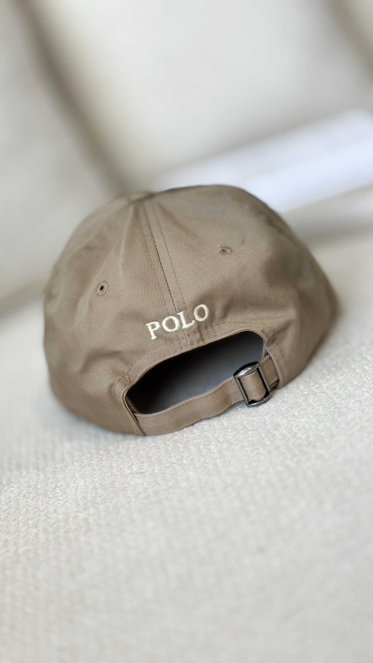 نمای دیگر از کلاه بیسبالی زنانه گلدوزی POLO