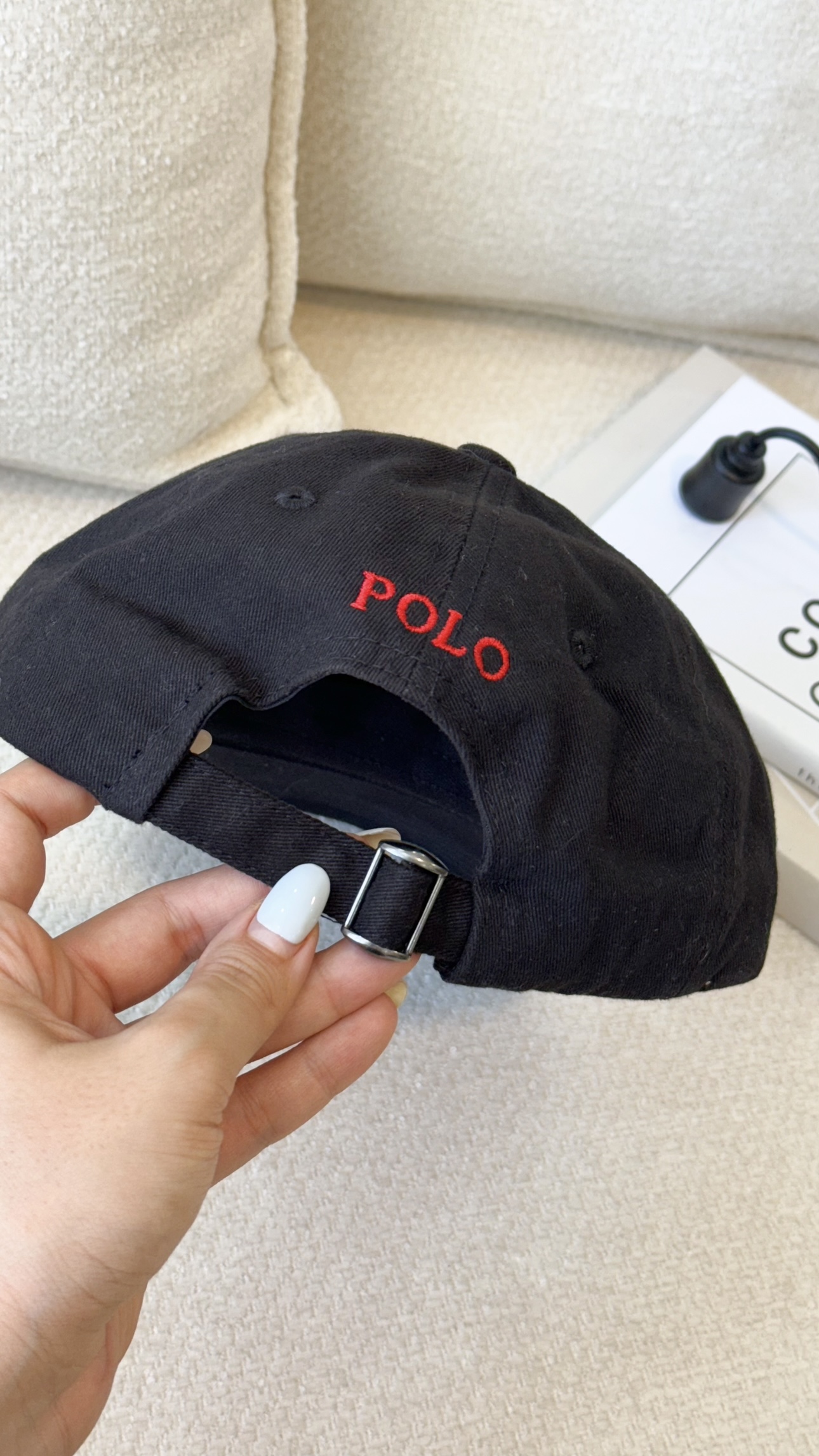 نمای دیگر از کلاه بیسبالی زنانه گلدوزی POLO