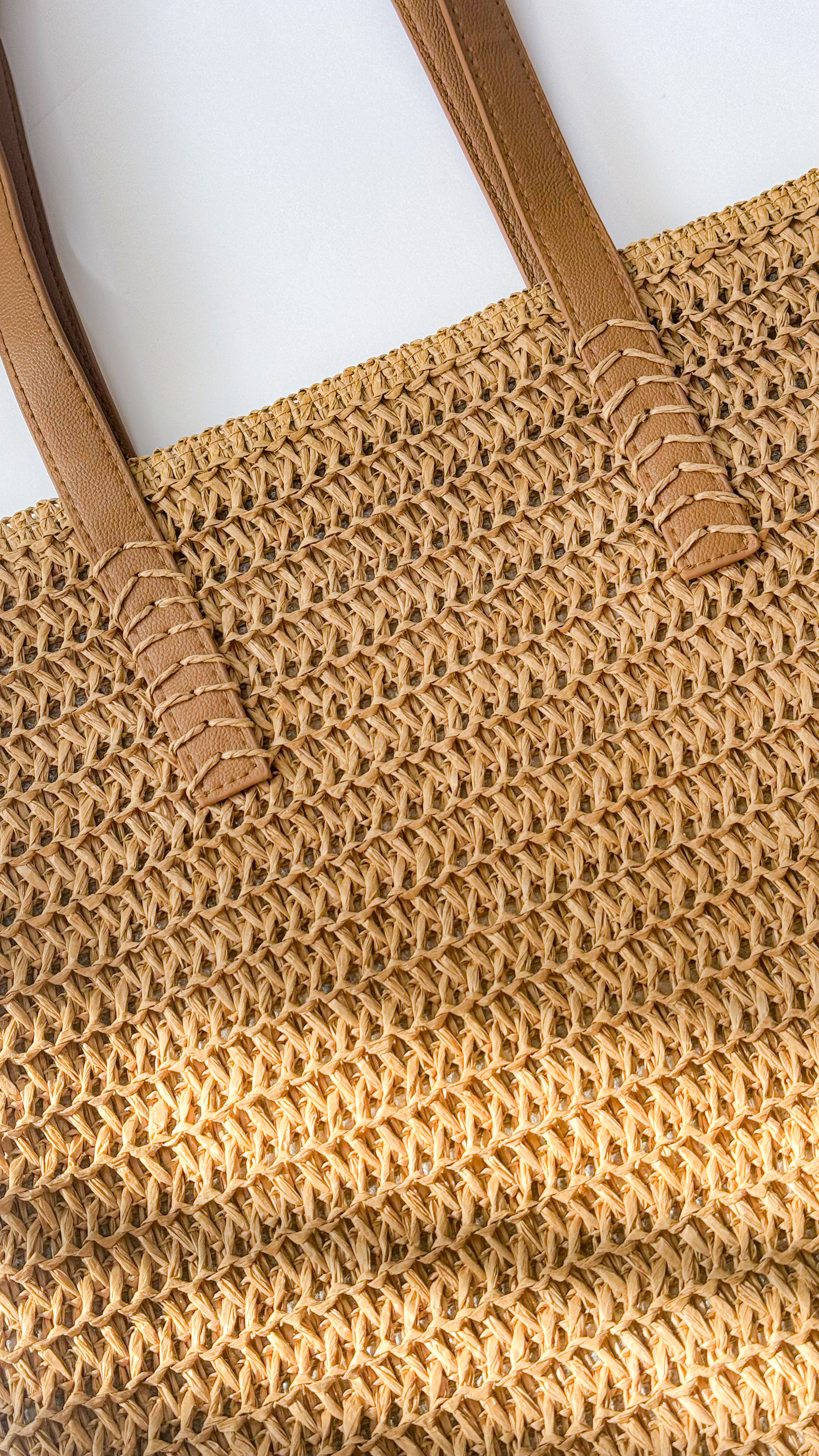 نمای دیگر از کیف رافیا بند چرم