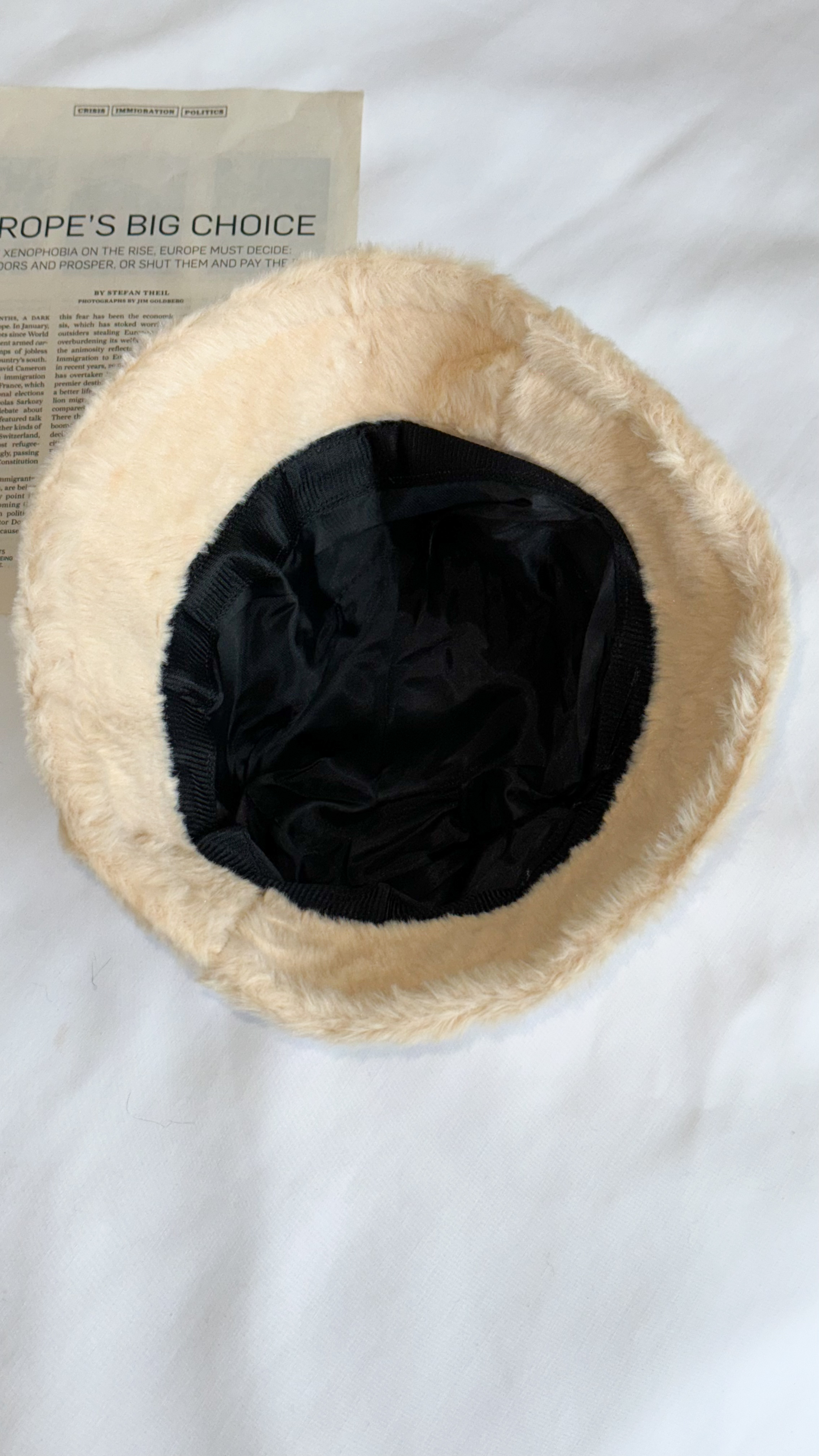 نمای دیگر از کلاه باکت خز