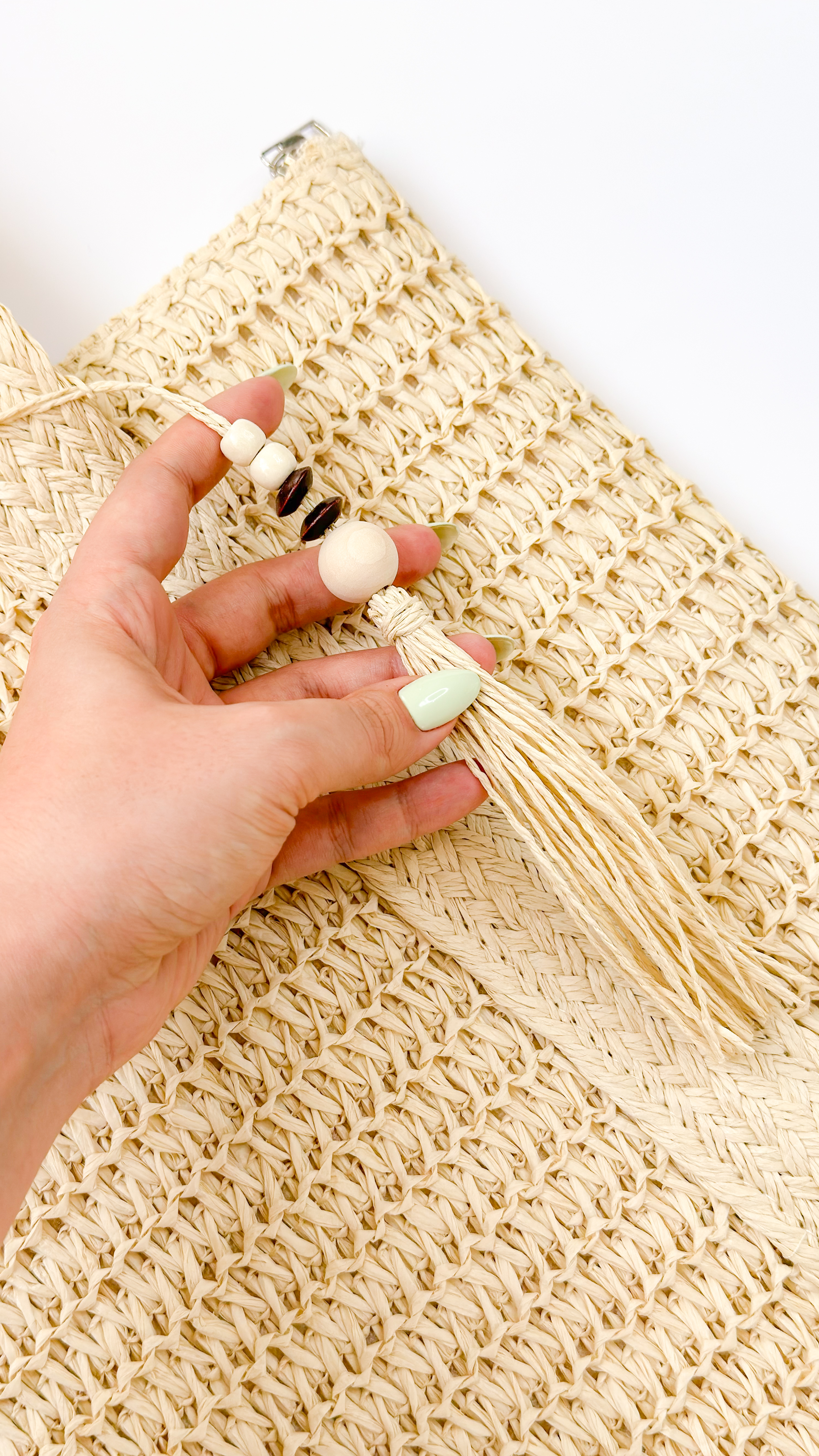 نمای دیگر از کیف ساحلی رافیا