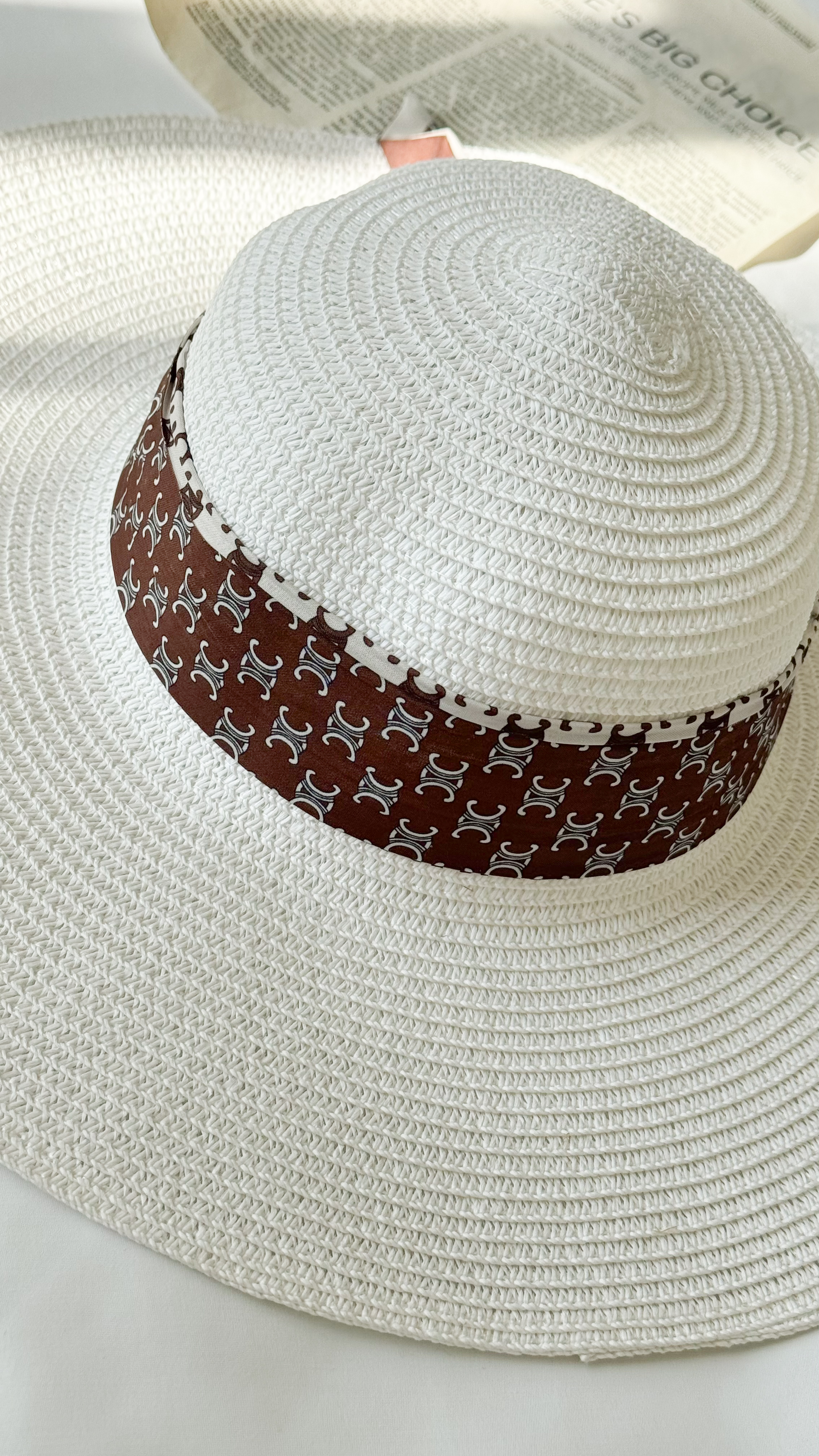 نمای دیگر از کلاه ساحلی سلین