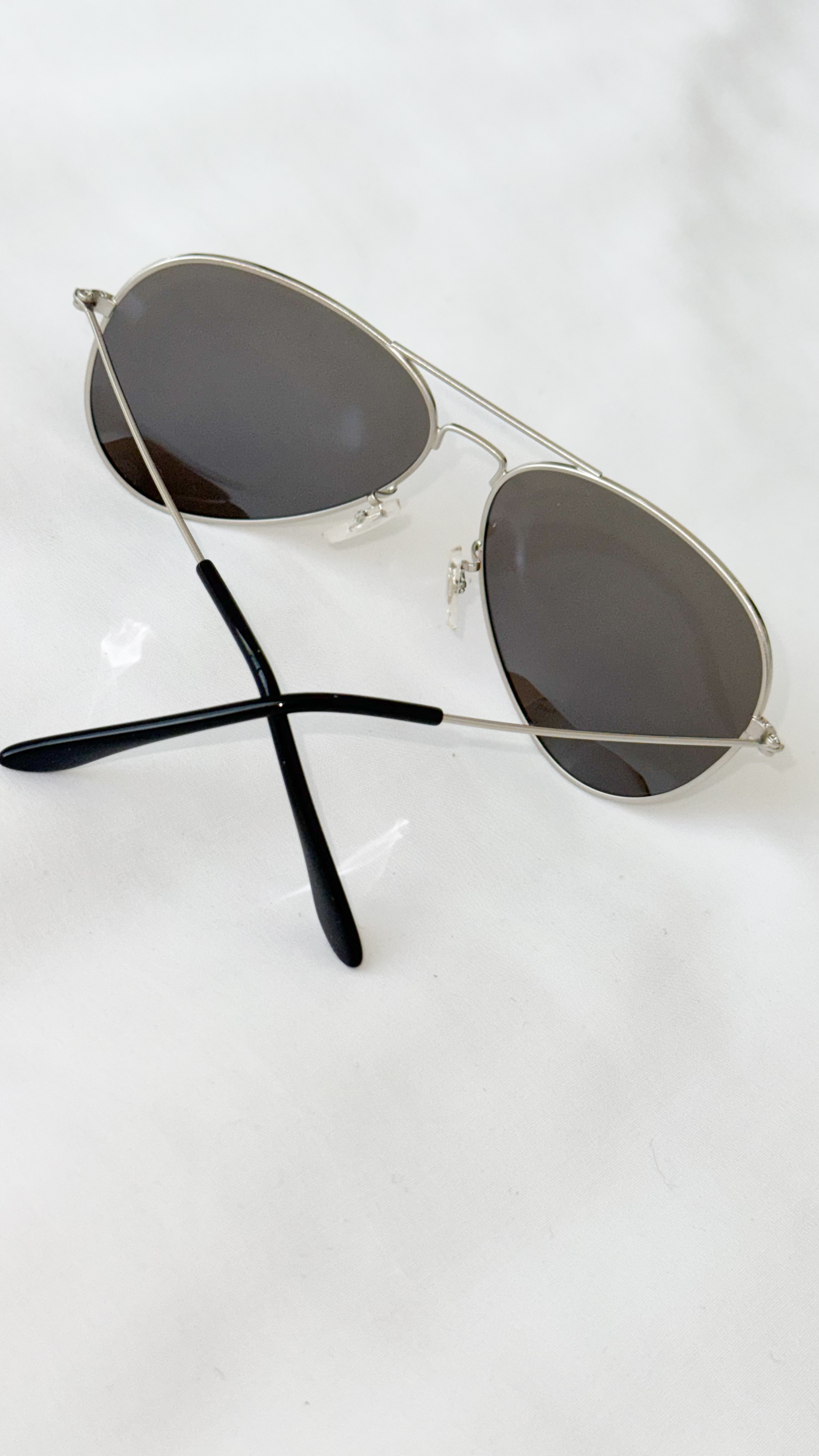 نمای دیگر از عینک ریبن جیوه ای