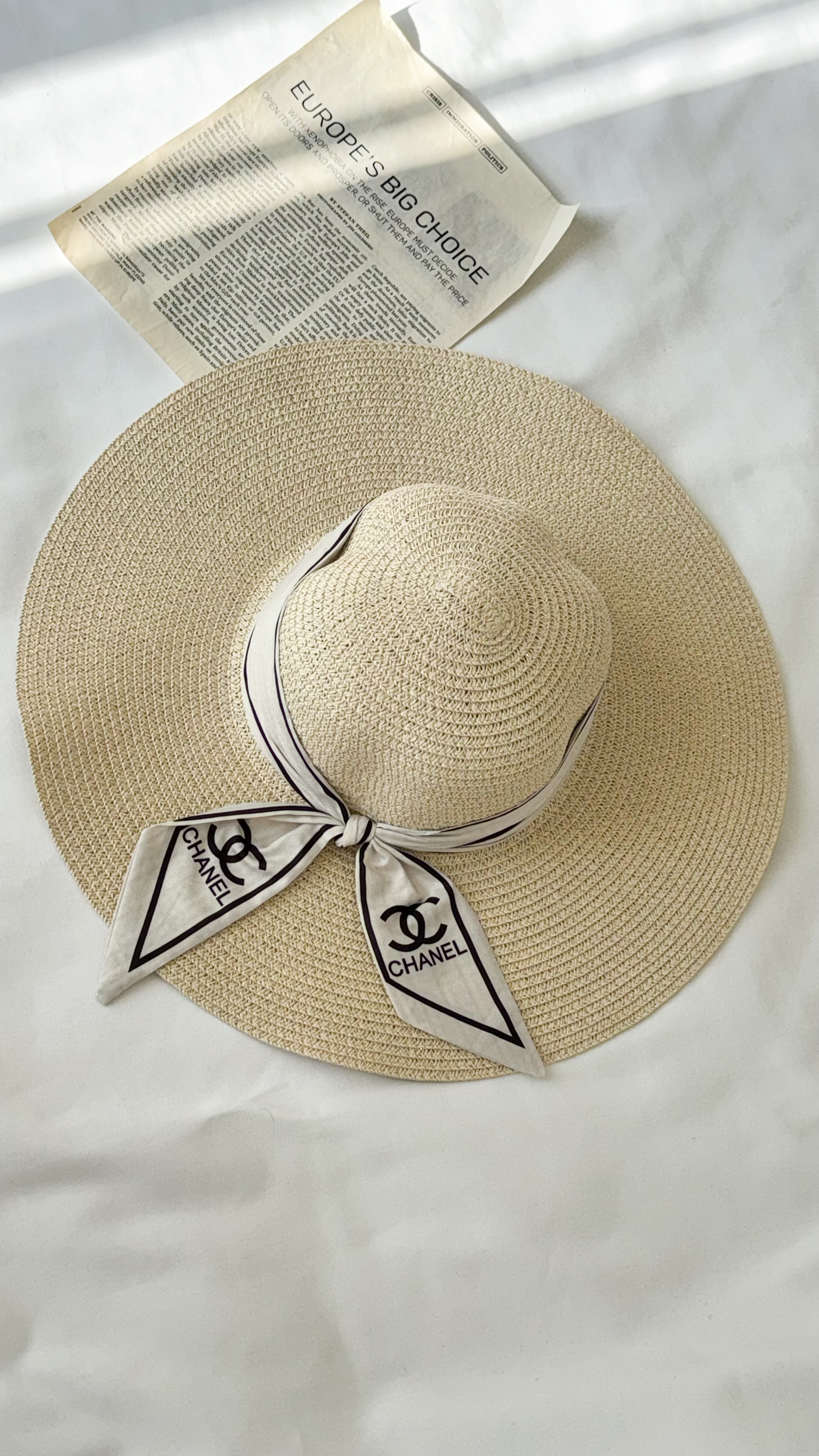 کلاه حصیری شنل