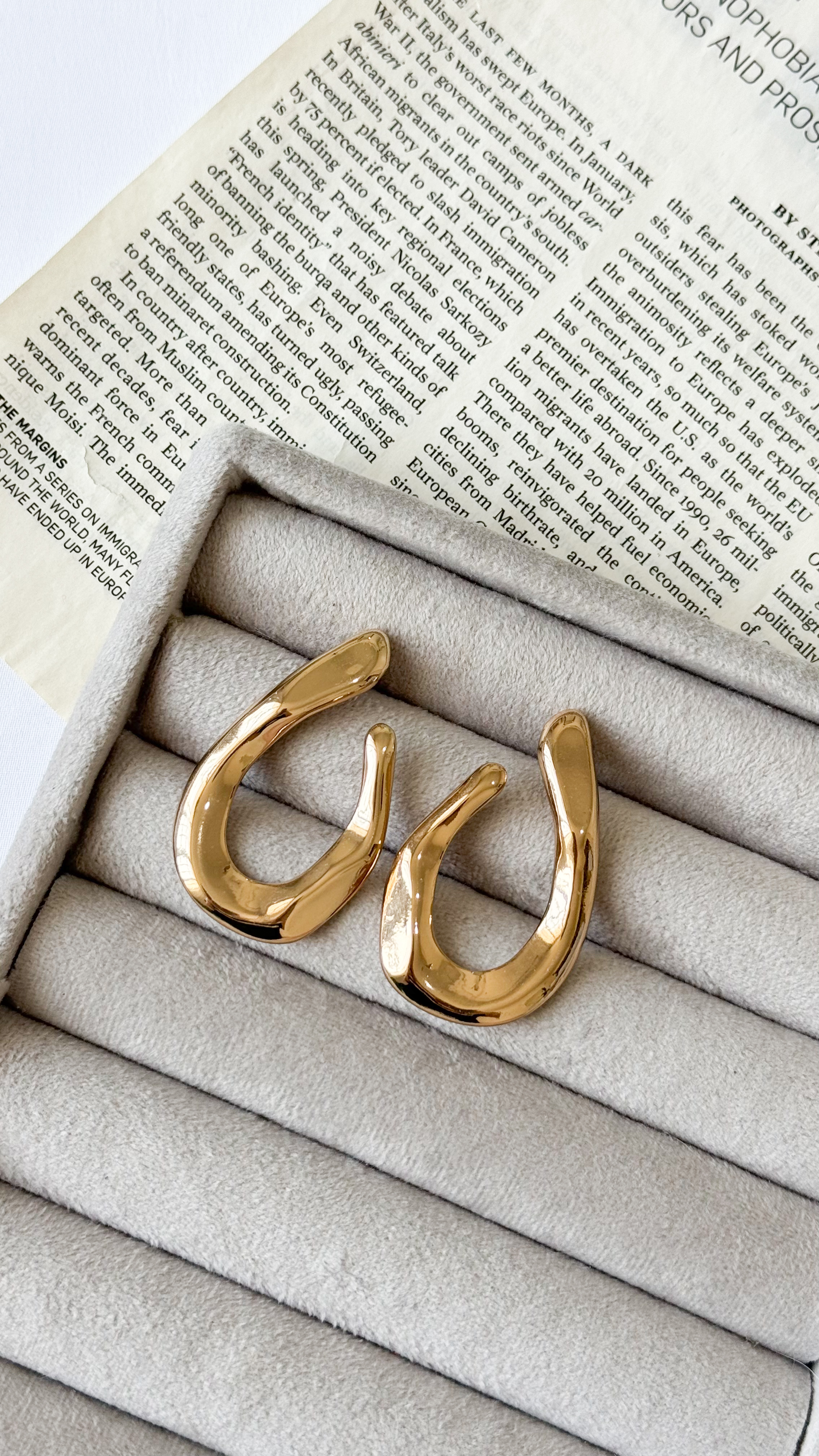 گوشواره طرح پیچ