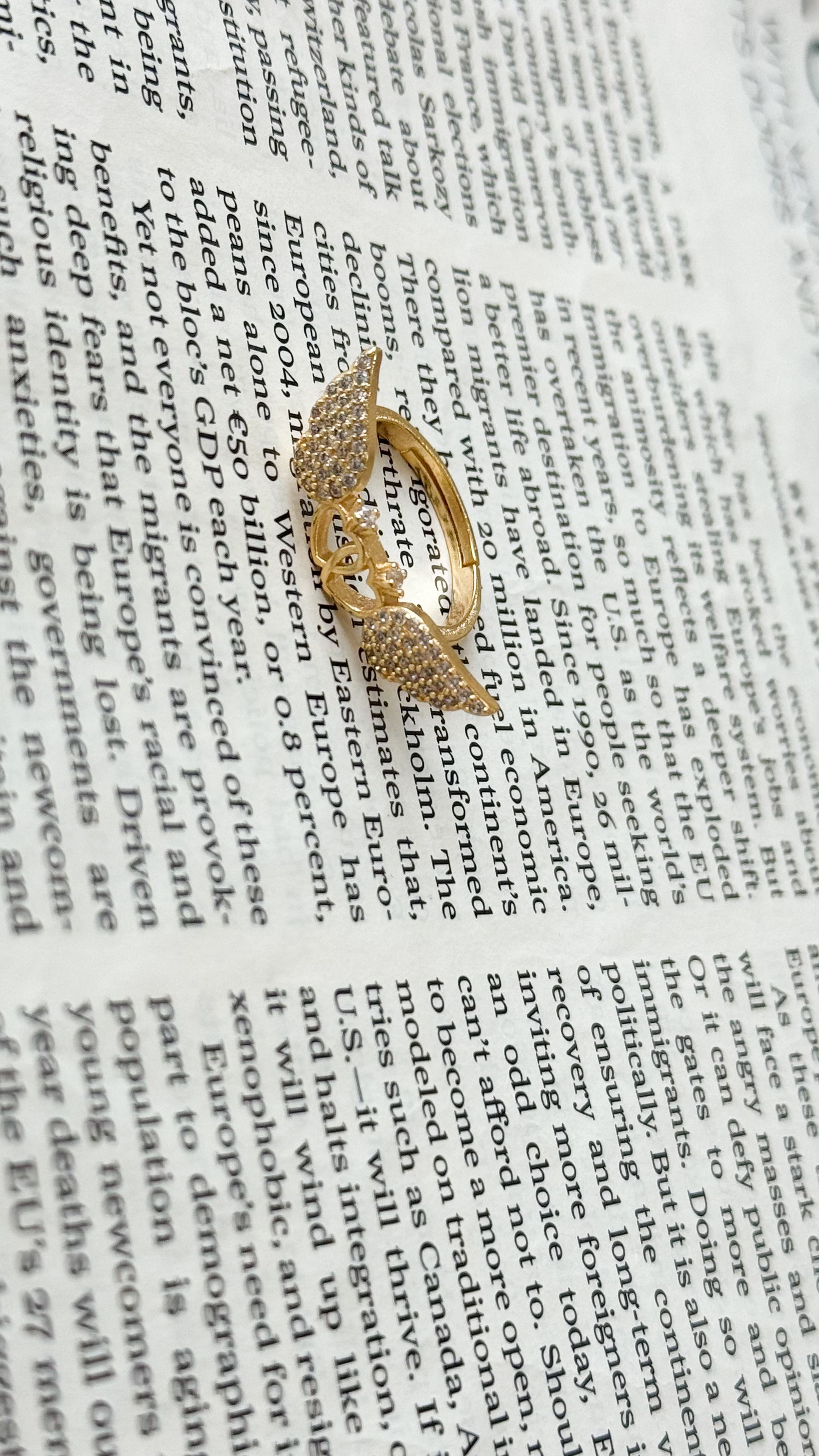 نمای دیگر از انگشتر های طلایی