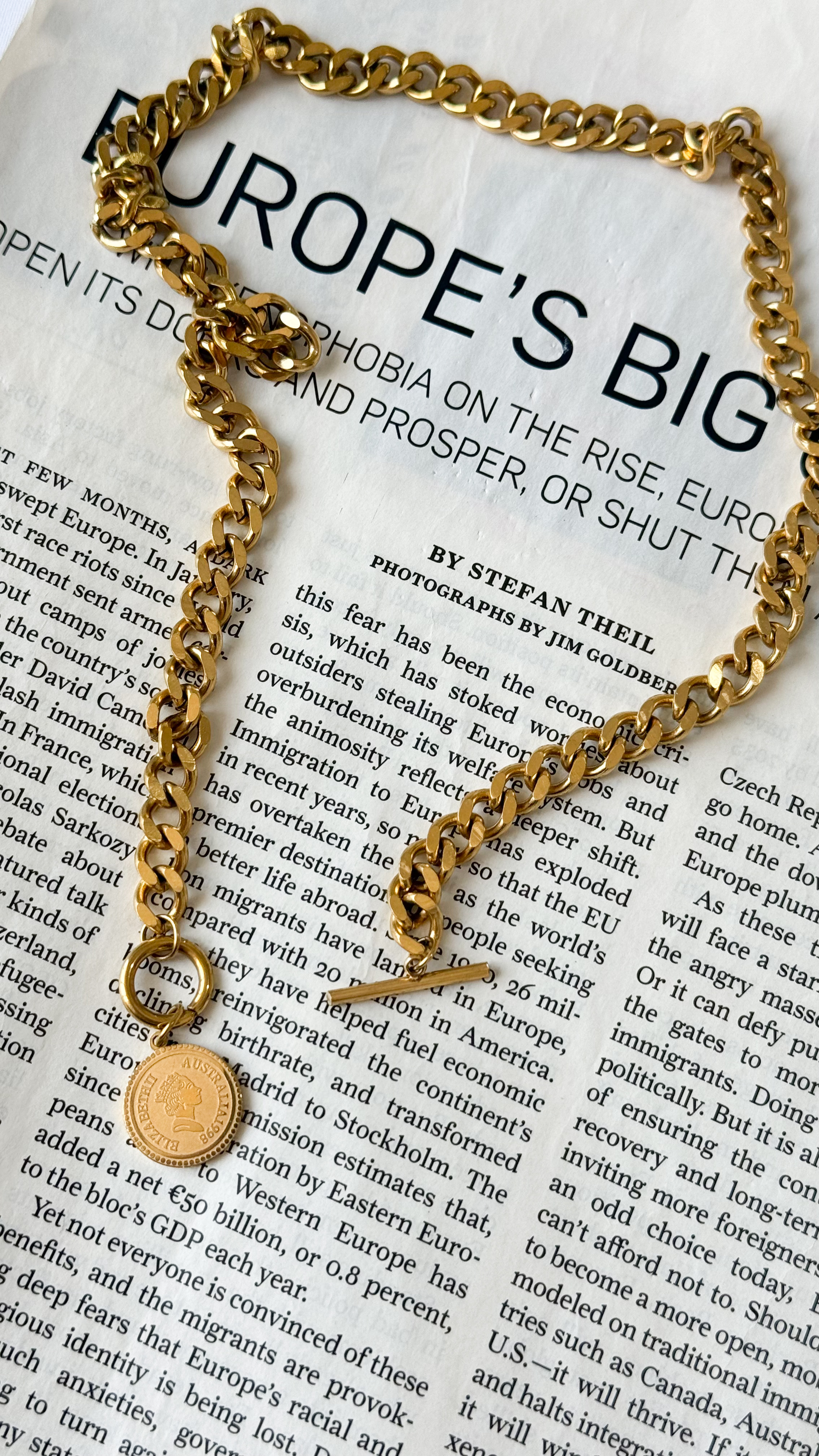 نمای دیگر از گردنبند الیزابت