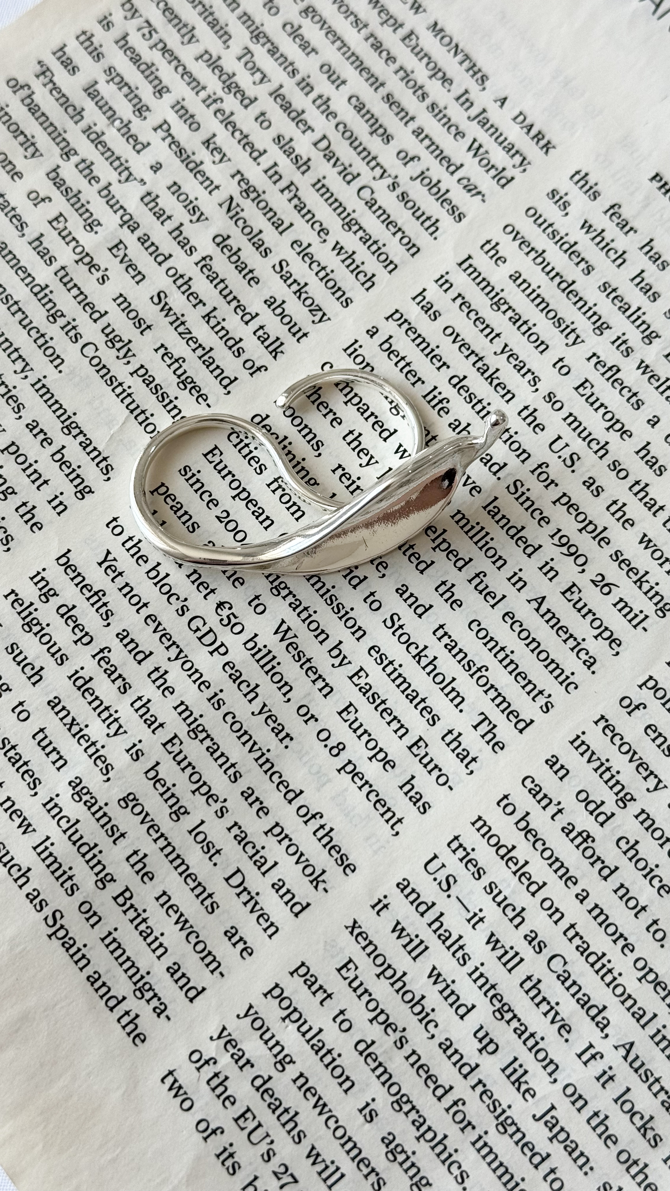 نمای دیگر از انگشتر های دوتایی سیلور و طلایی