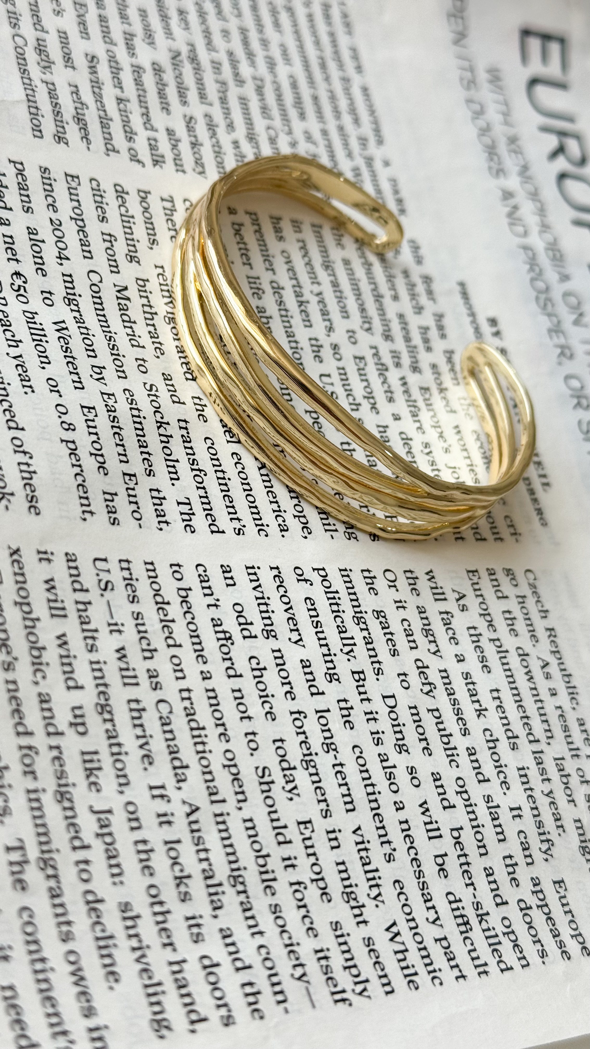 نمای دیگر از بنگل راه راه