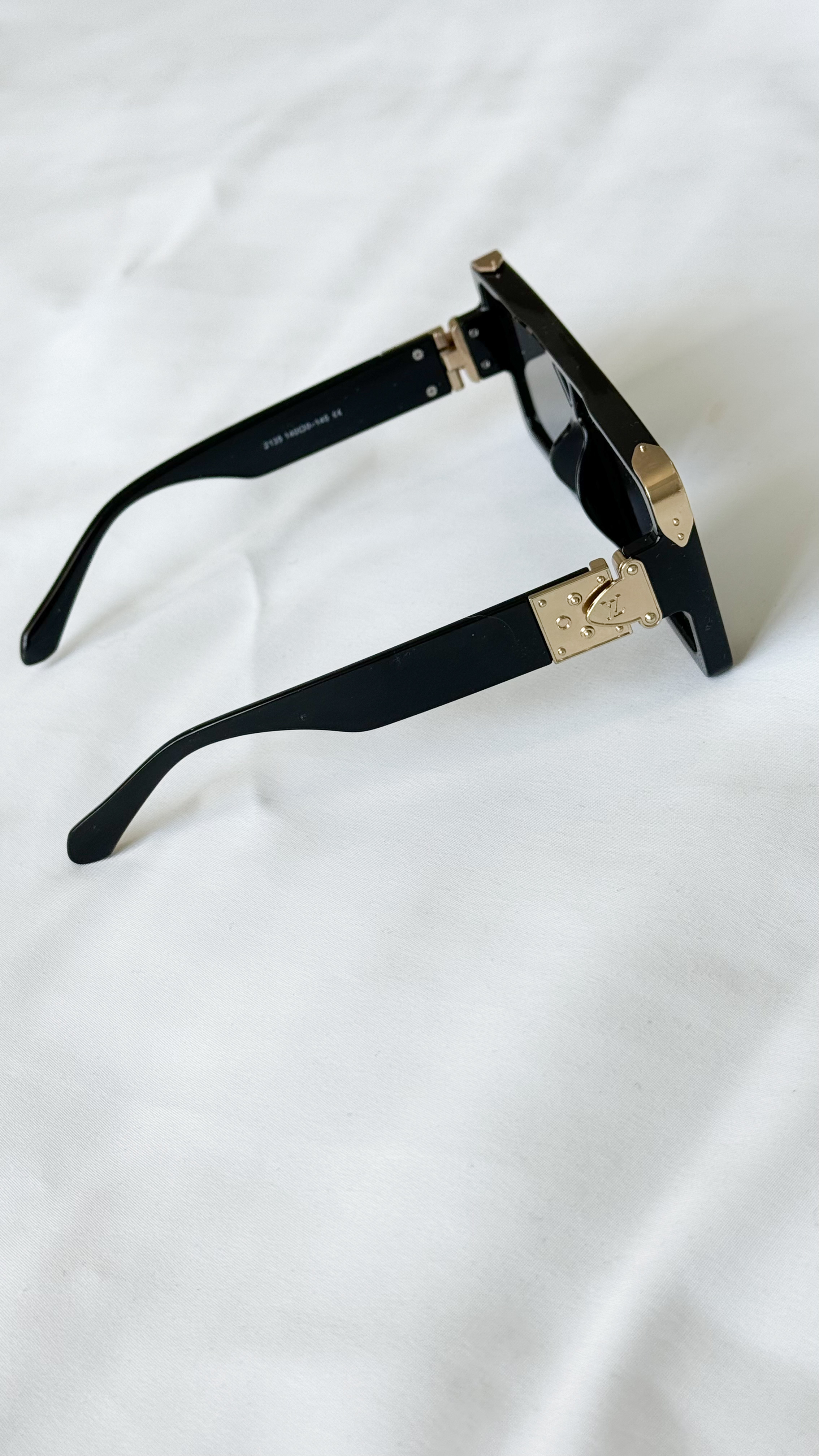 نمای دیگر از عینک اسکی