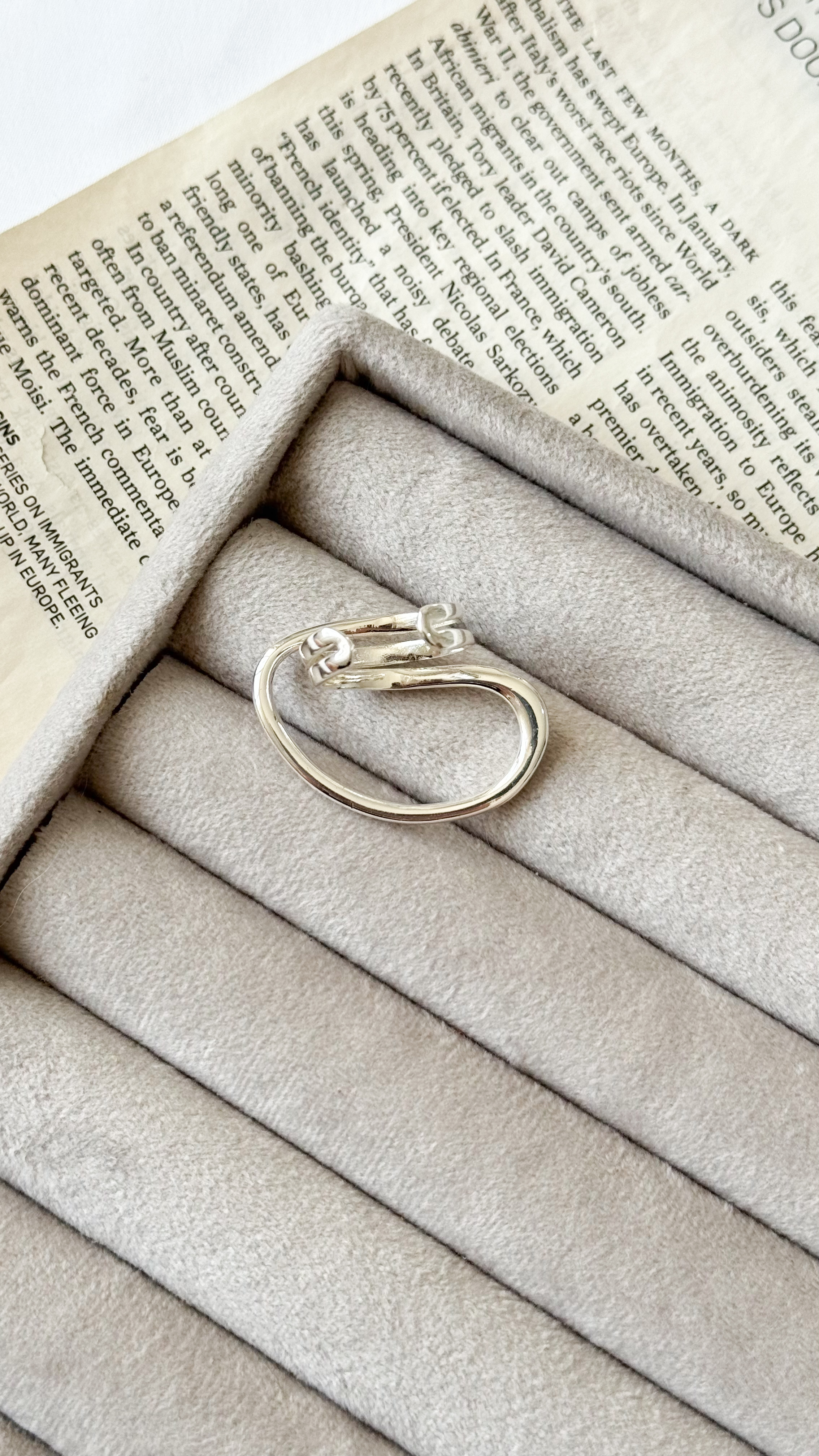 نمای دیگر از انگشتر های طرح امضا