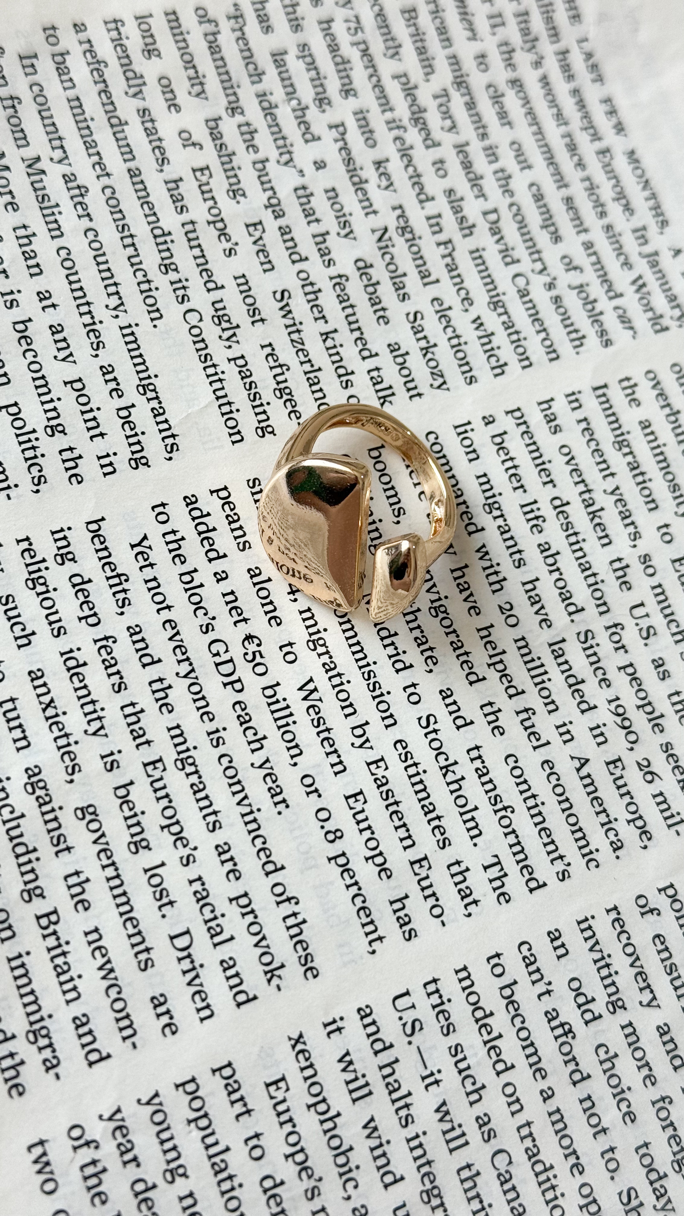 نمای دیگر از انگشتر های رزگلد