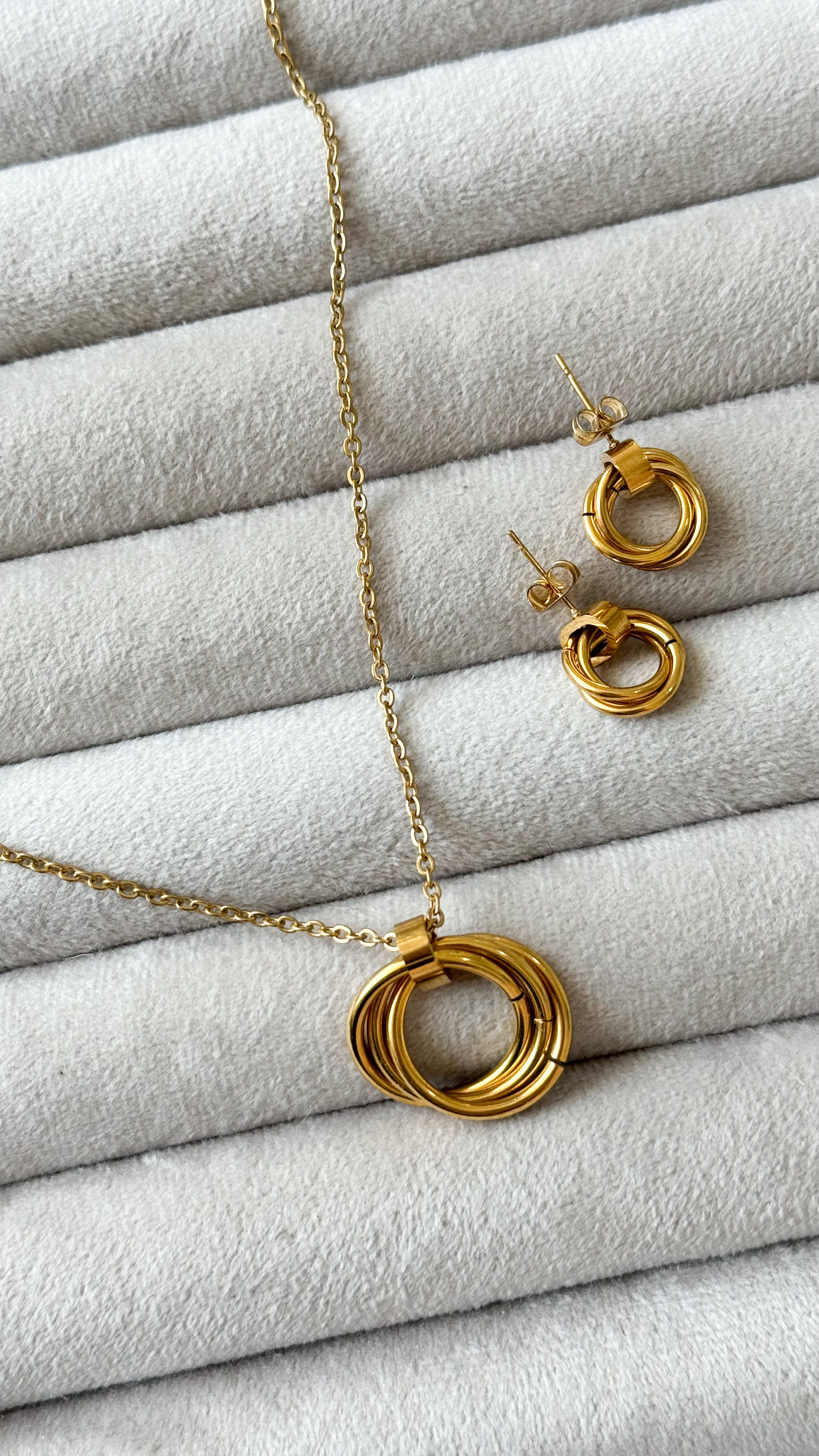 نمای دیگر از نیم ست دایره