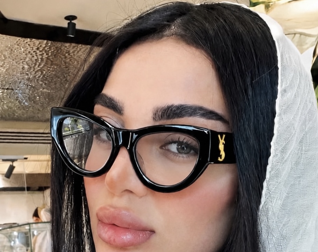 نمای دیگر از عینک بلوکات گربه ای سانت لورانت