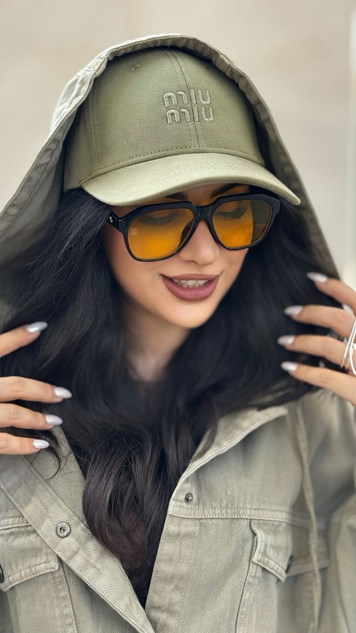 نمای دیگر از عینک طرح مشابه تامفورد