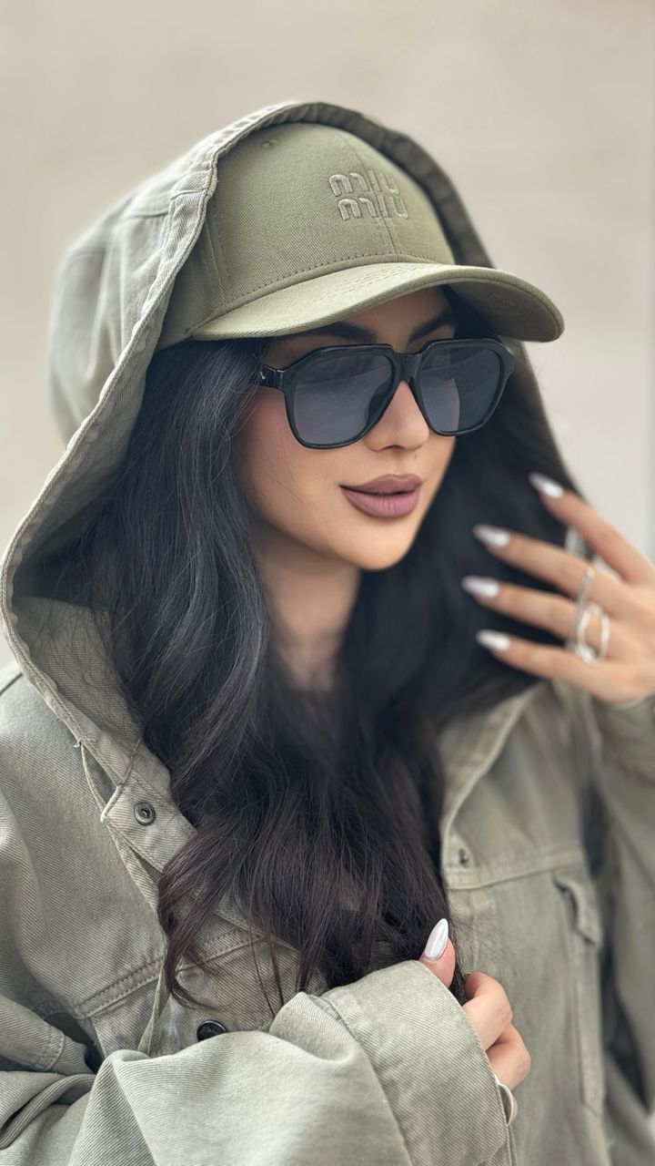 نمای دیگر از عینک طرح مشابه تامفورد