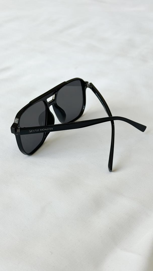 نمای دیگر از عینک جنتل مانستر مشکی