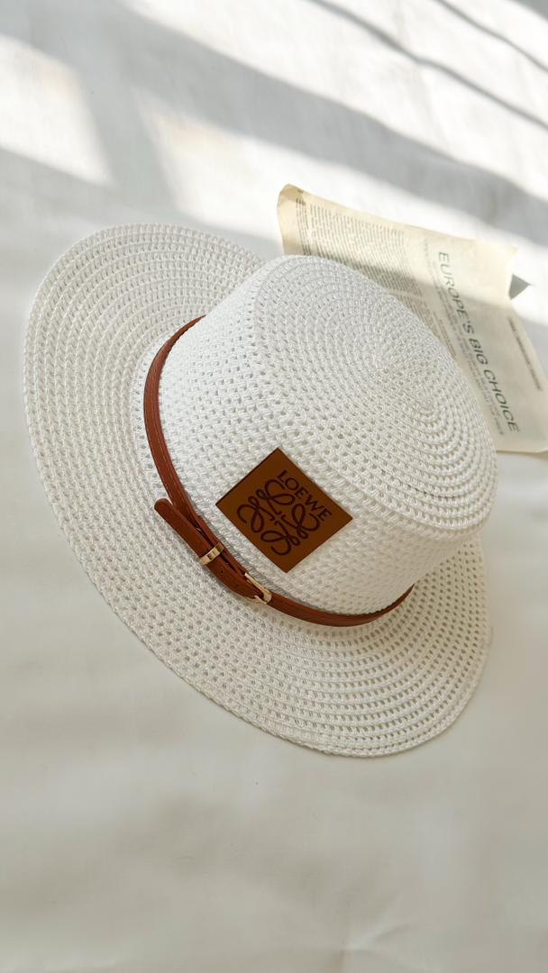 نمای دیگر از کلاه ساحلی مستر